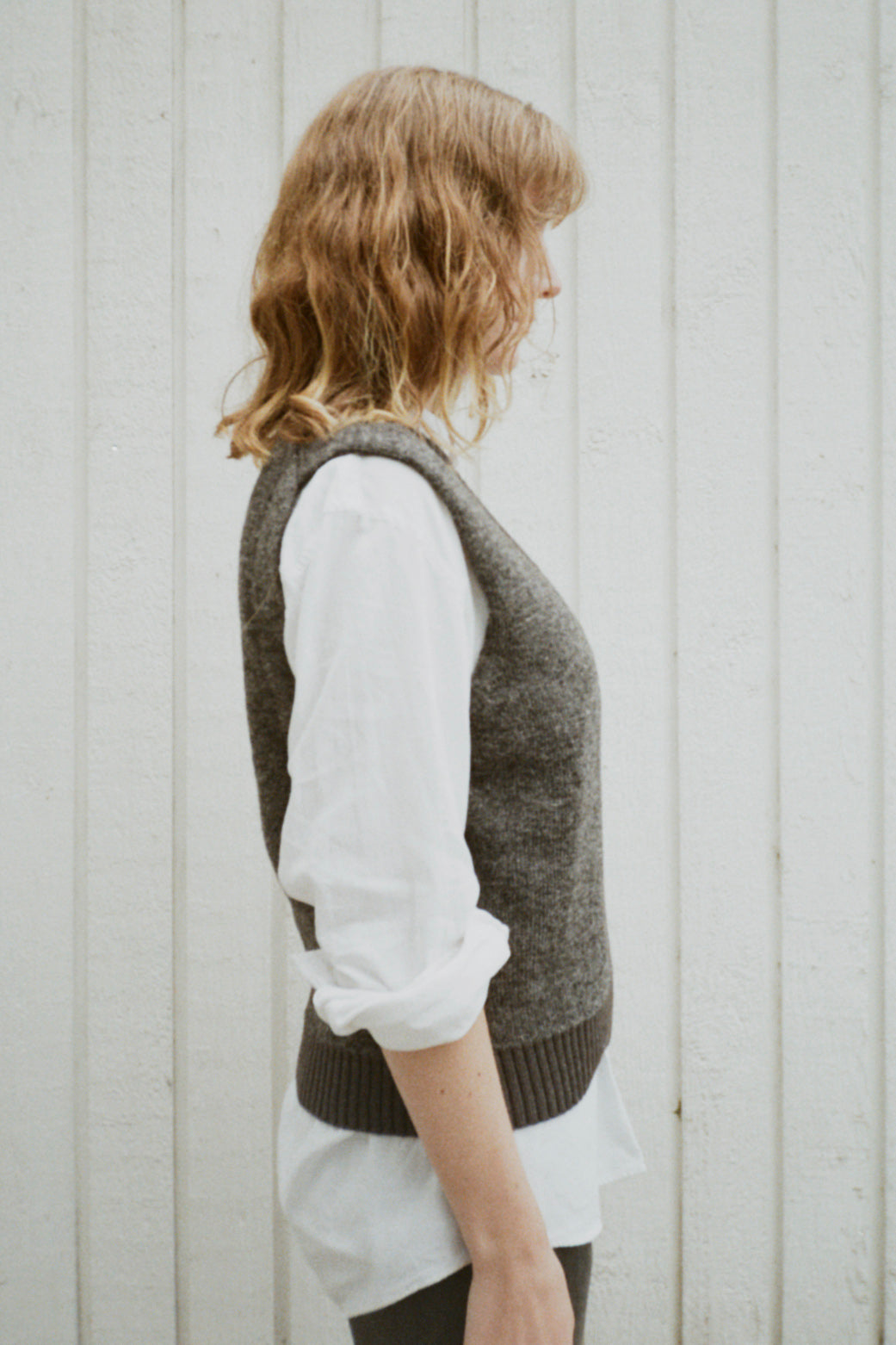FEMØ ICELANDIC WOOL V-NECK VEST