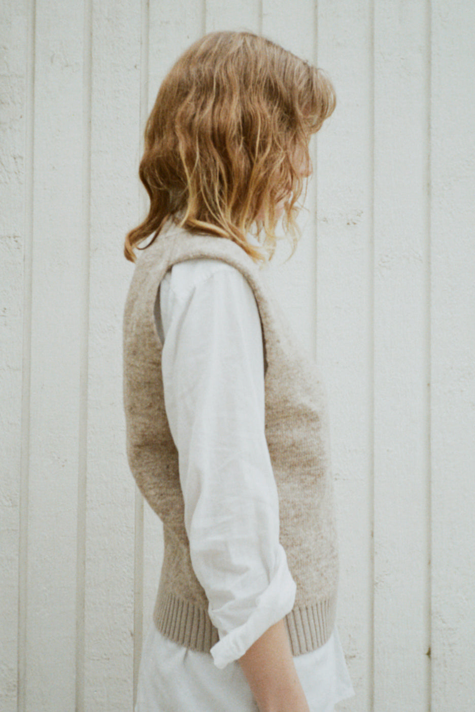 FEMØ ICELANDIC WOOL V-NECK VEST