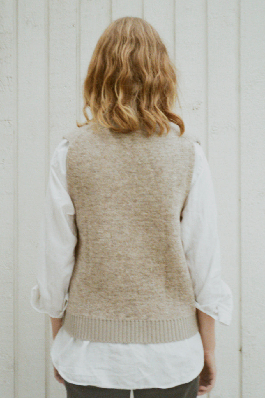 FEMØ ICELANDIC WOOL V-NECK VEST