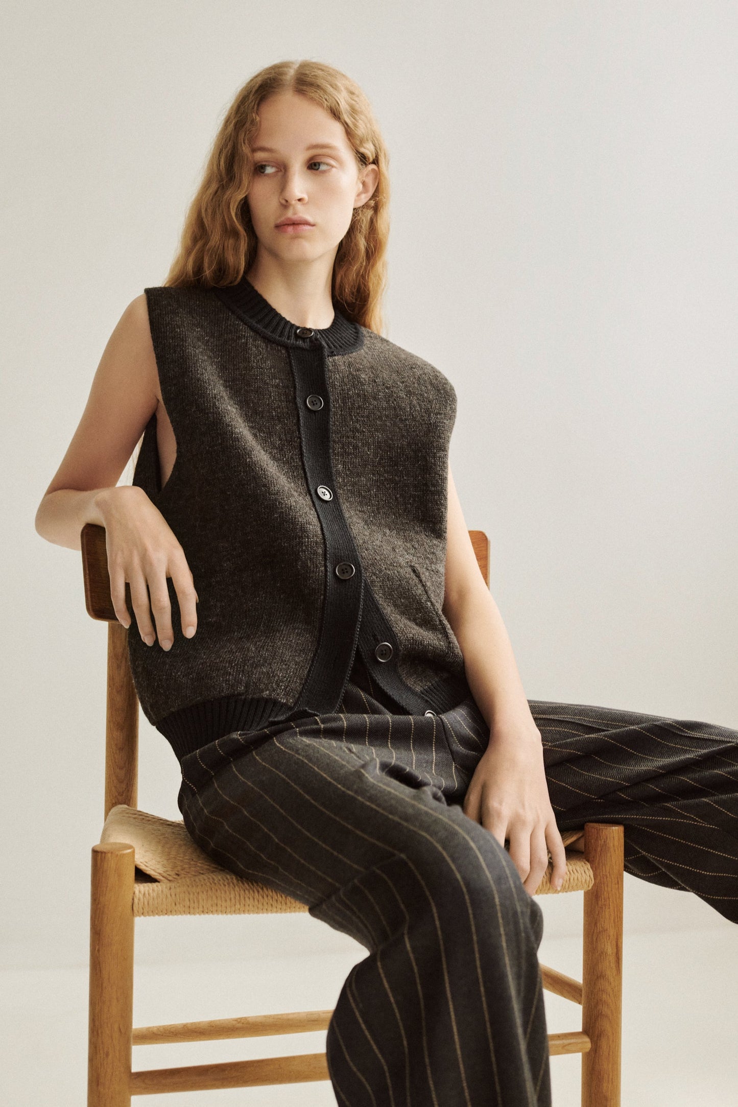 VENØ ICELANDIC WOOL BUTTON VEST