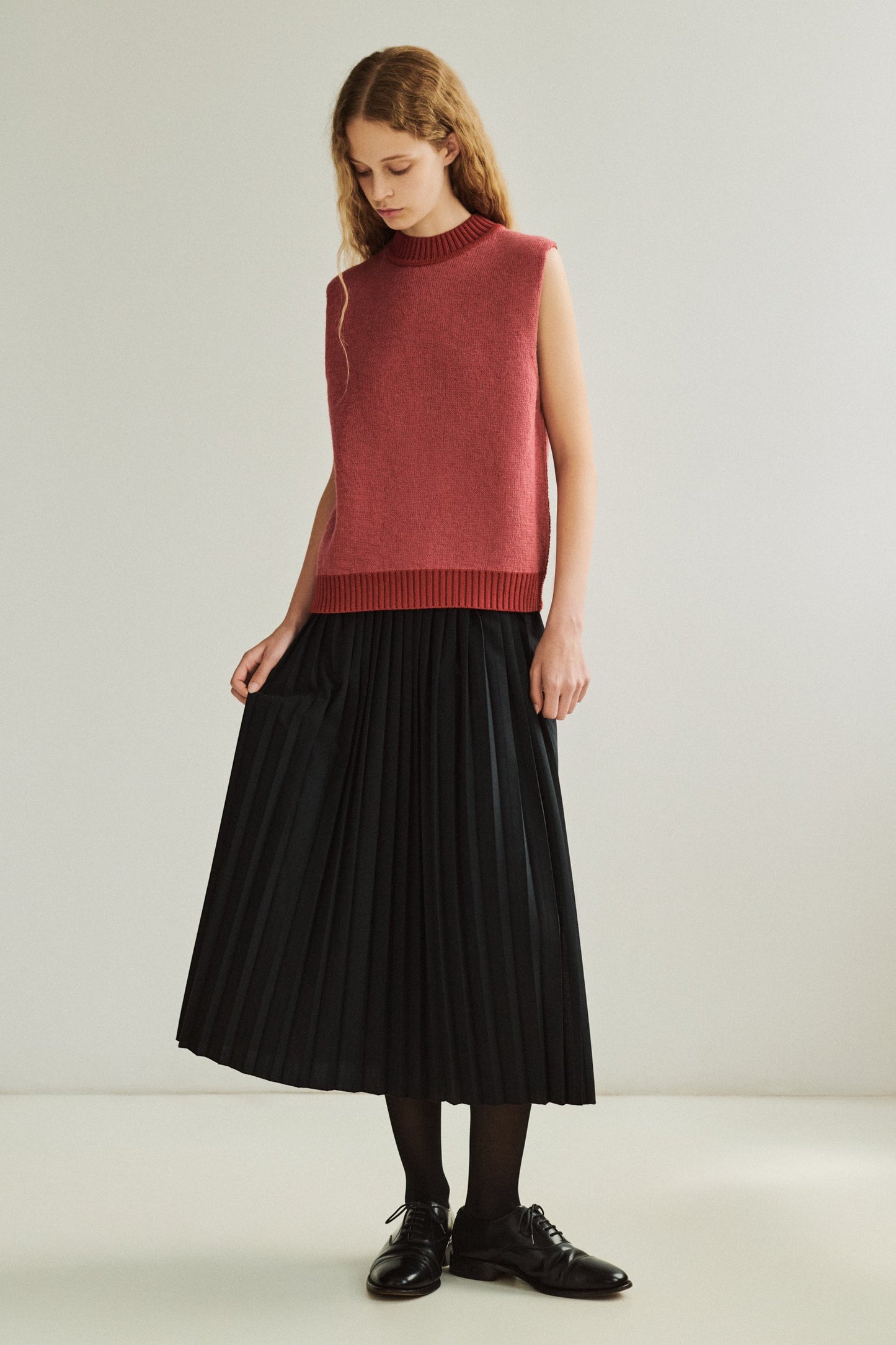 OMØ ICELANDIC WOOL CREWNECK VEST