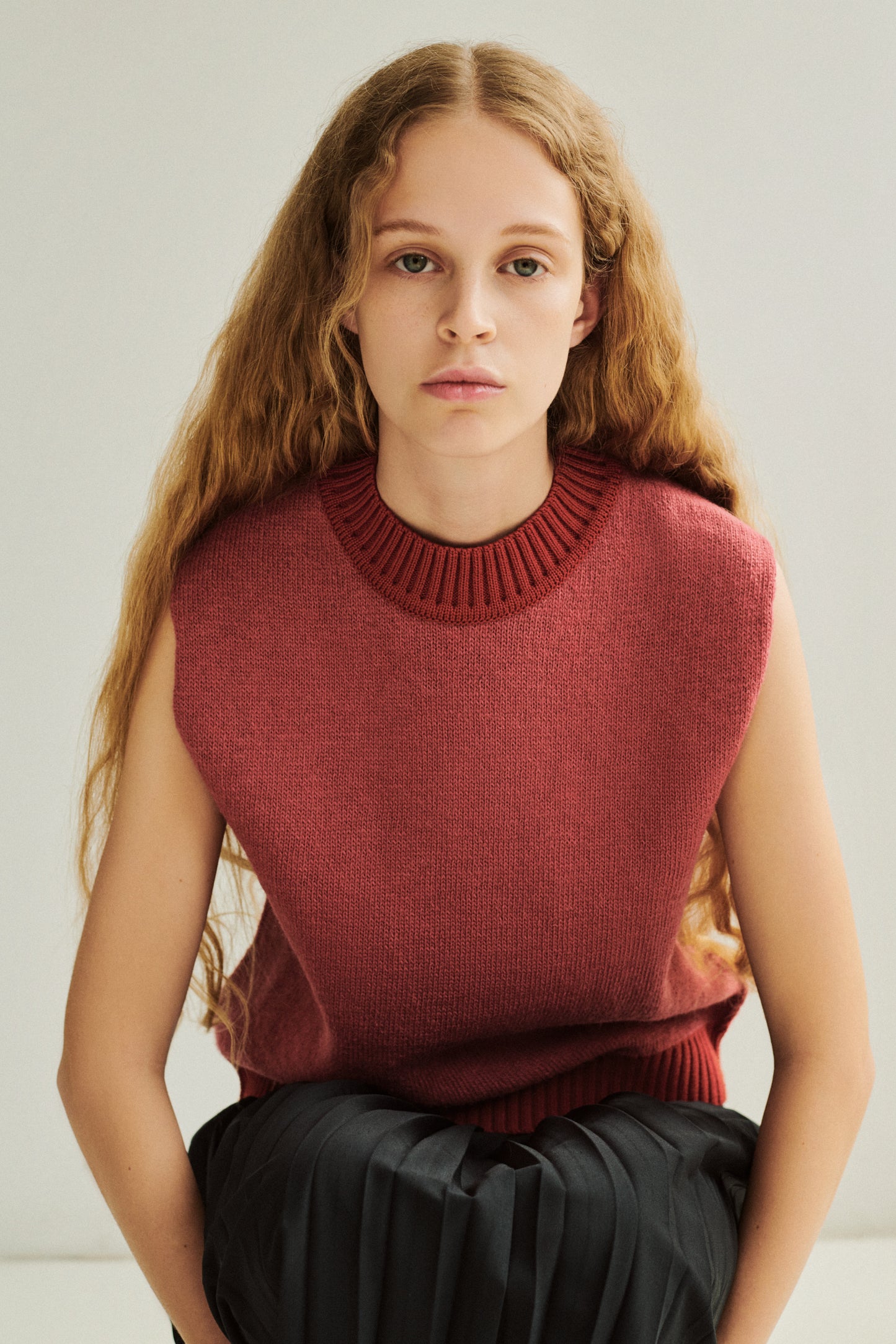 OMØ ICELANDIC WOOL CREWNECK VEST