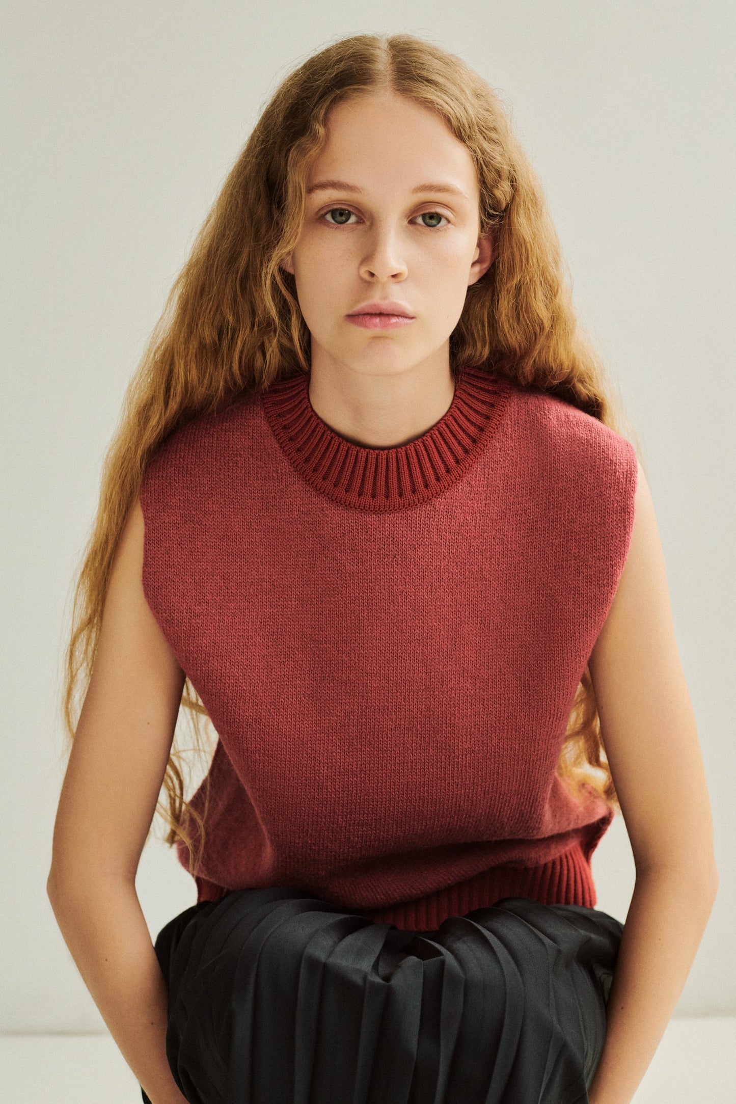 OMØ ICELANDIC WOOL CREWNECK VEST