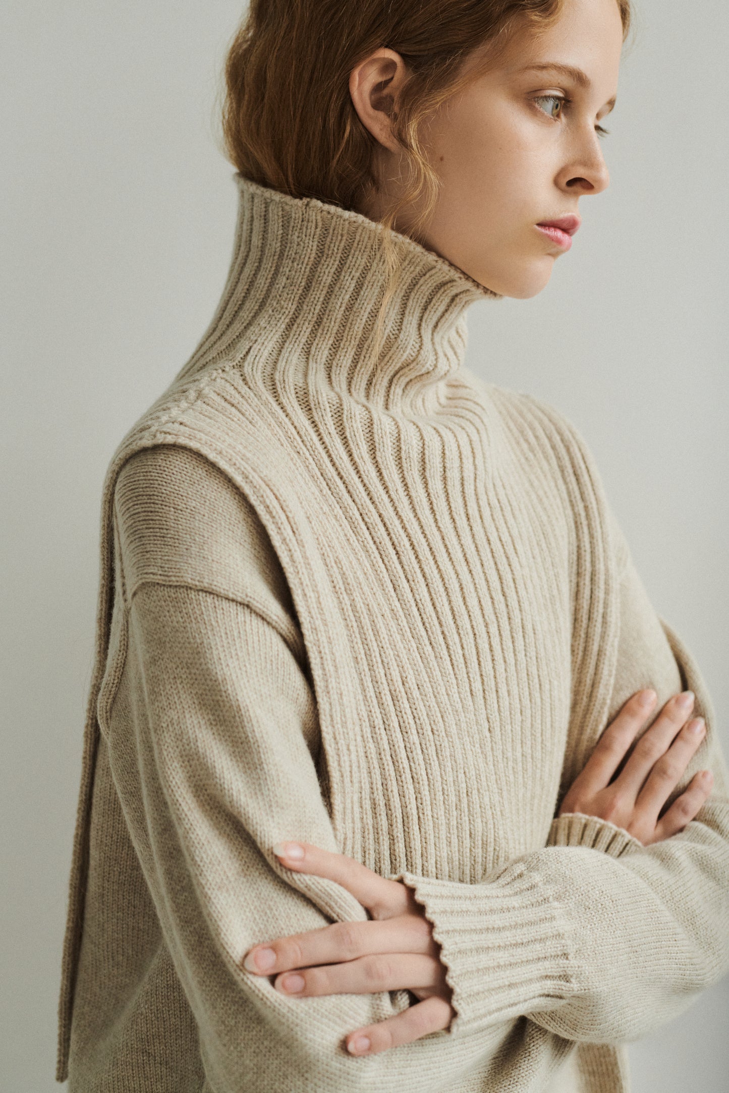 ASKØ LAMBSWOOL SWEATER 2-IN-1