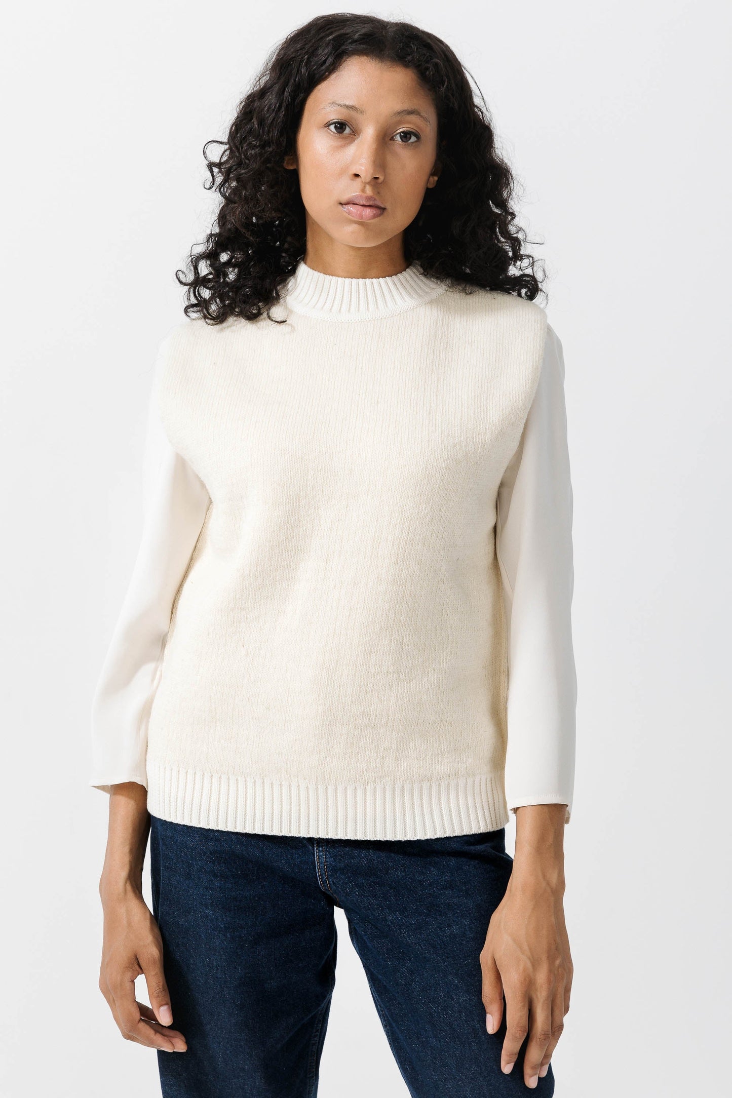 OMØ ICELANDIC WOOL CREWNECK VEST
