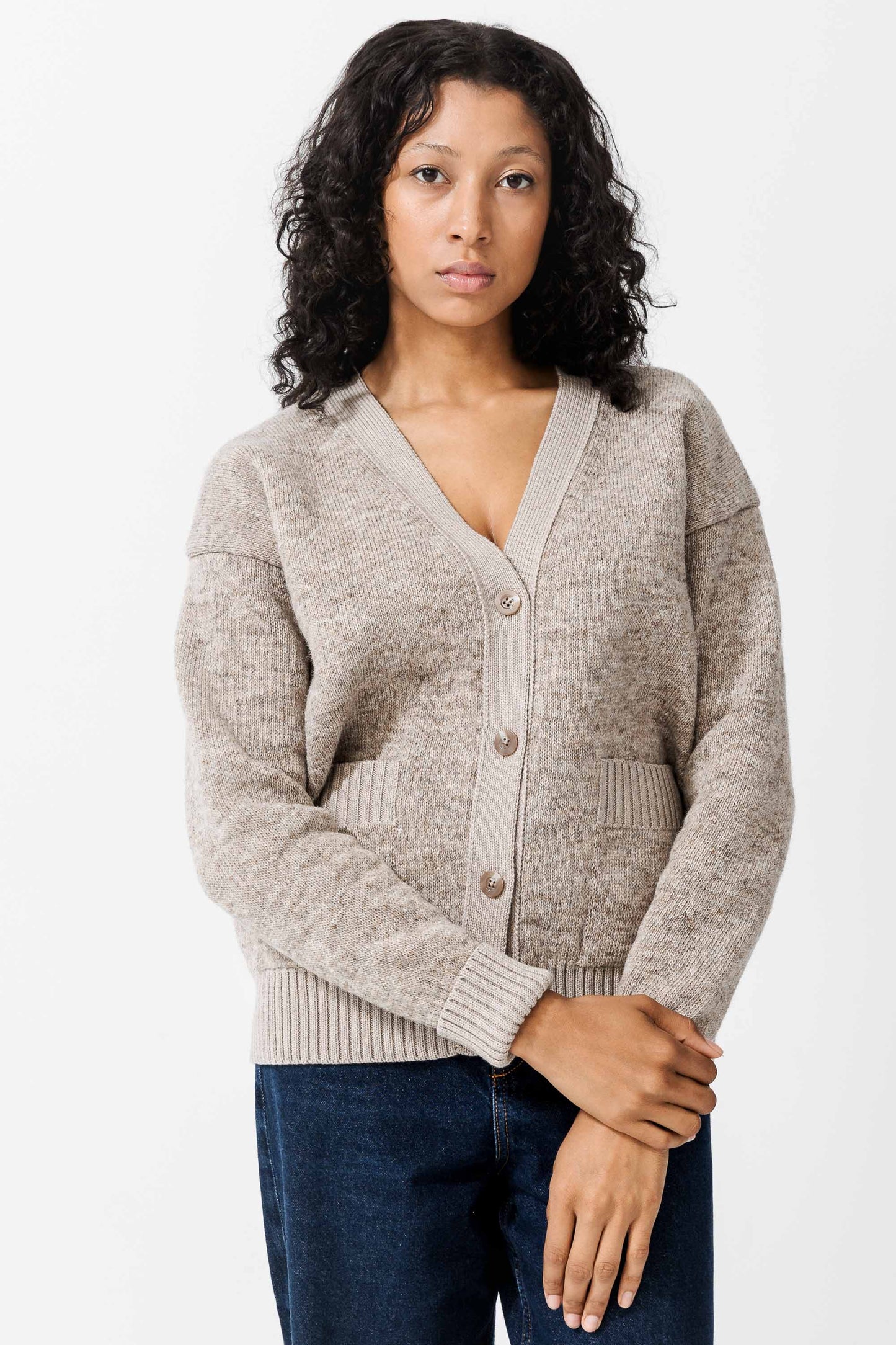 FYN ICELANDIC WOOL V-NECK CARDIGAN